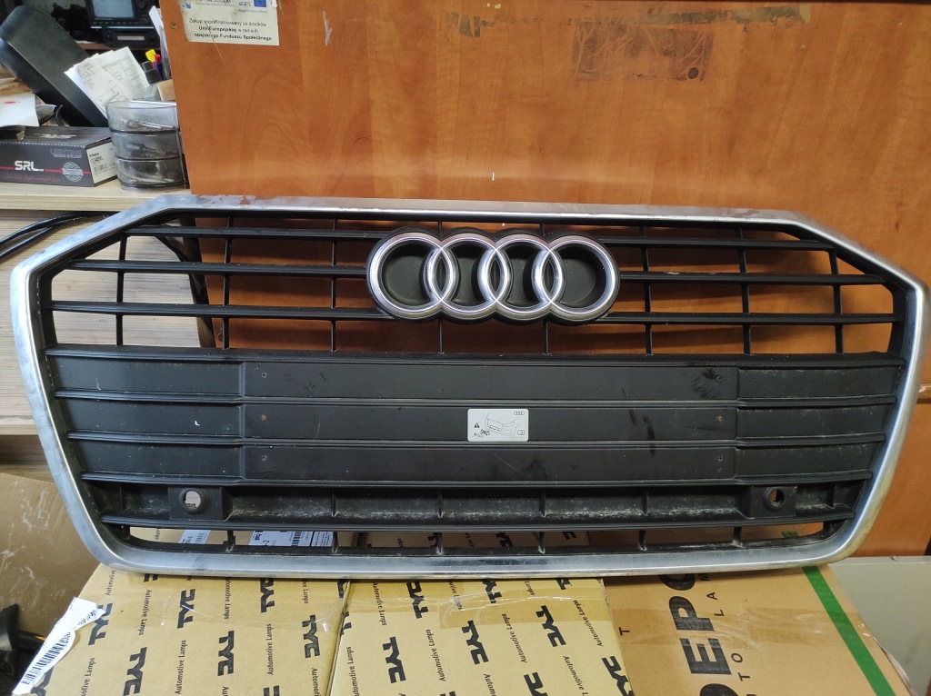 фото №1, Решётка радиатора audi a7 c8 4k8 853 651