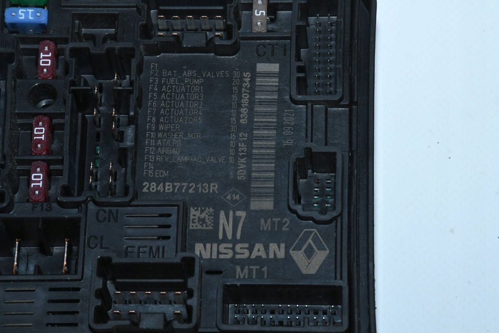 Блок управления модуль bcm 284b77213r renault clio v 1.0 sce Цена