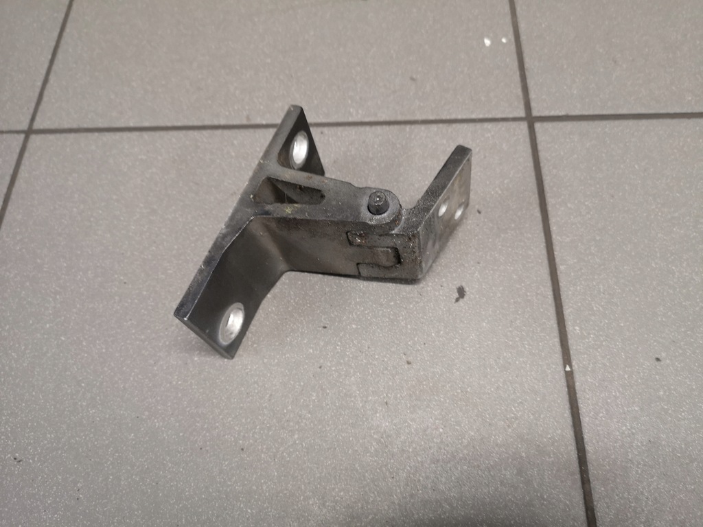 фото №1, Петля двері правий перед audi a8 d2 4d0831402