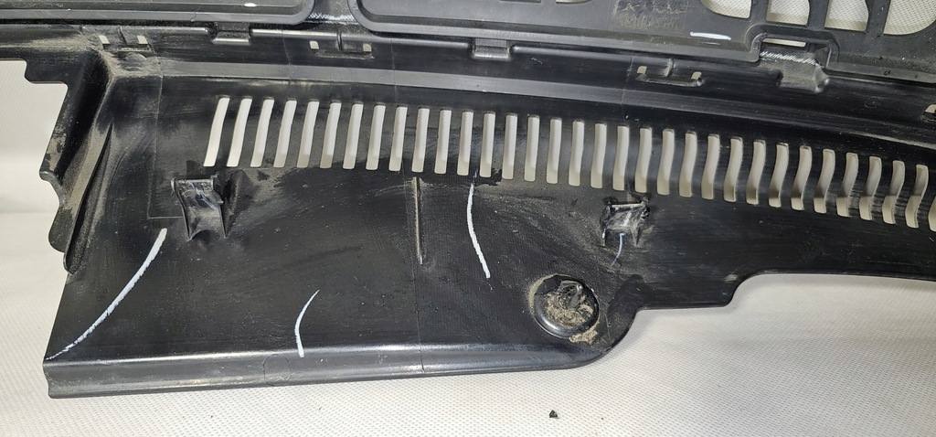 фото №3, Решётка радиатора jeep grand cherokee 68145201abb