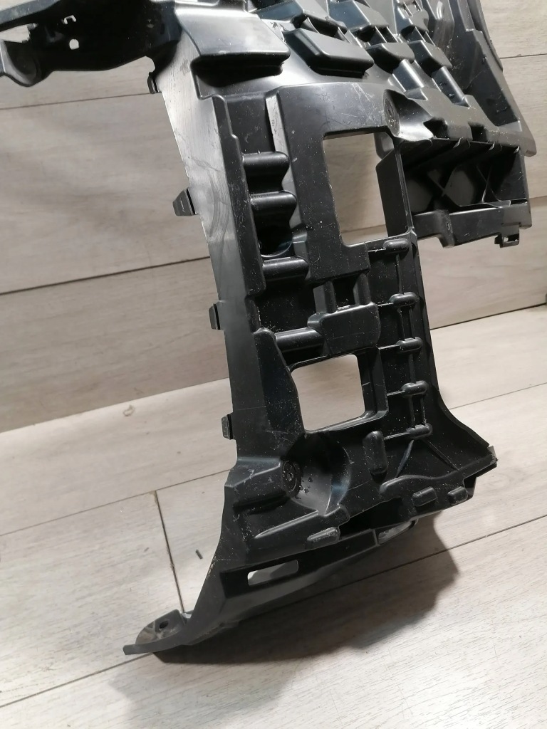 Купити Bmw x5 напрямна бампер правий перед 5a1a2f4