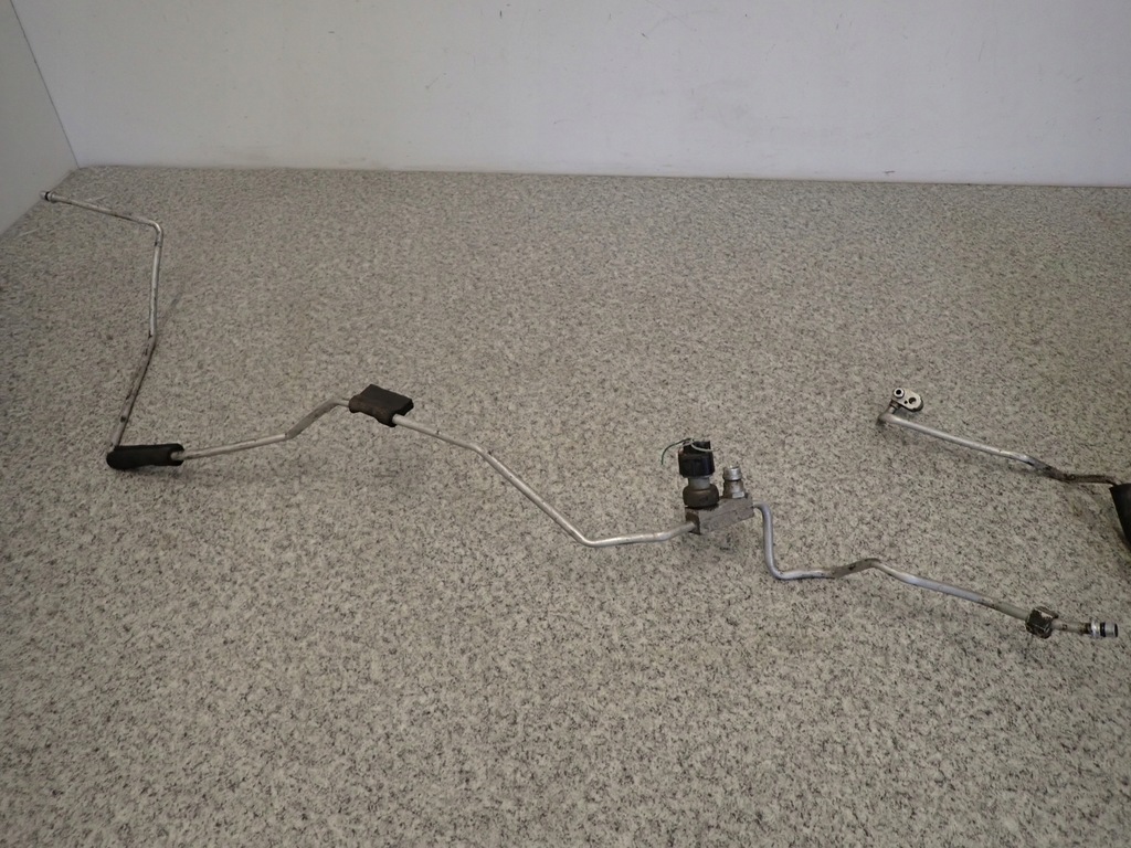 фото №8, Mitsubishi grandis 2.0d шланг кондиционера