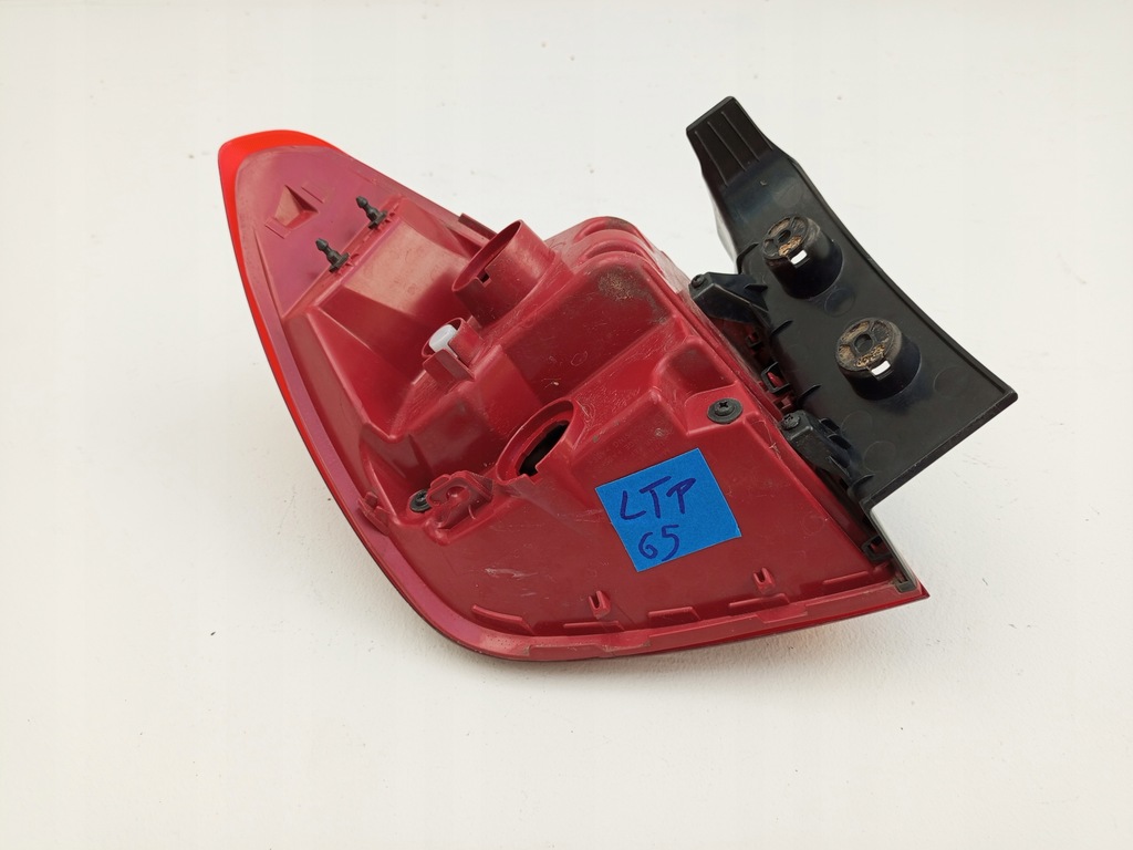 фото №13, Kia rio iv 4 hb 2017- лампа задня права правий задня 92402-h8 ÷