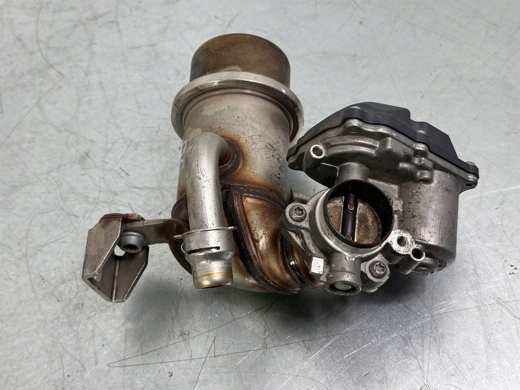 фото №7, Volkswagen passat b8 2016 радіатор вихлопних газів egr 176kw 1968cm3