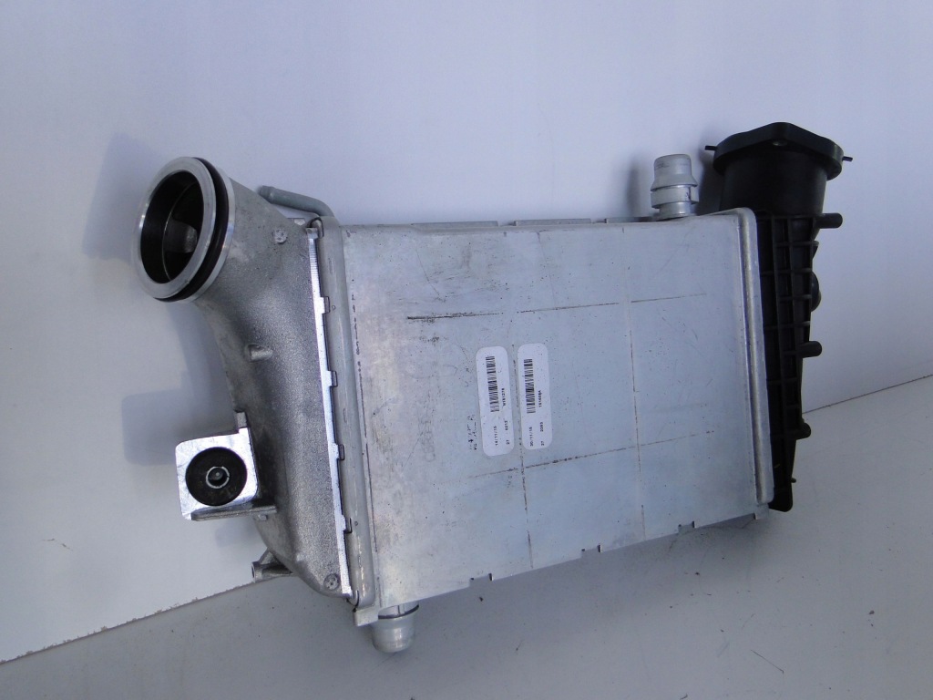 Mercedes e klasa 213 w213 интеркулер 350 дизель в Украине