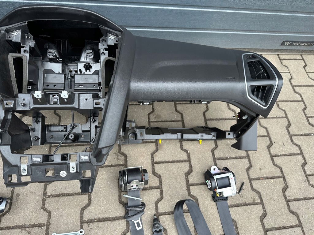 фото №10, Ford focus mk3 консоль панель приладів przed lift!!!!!!!!