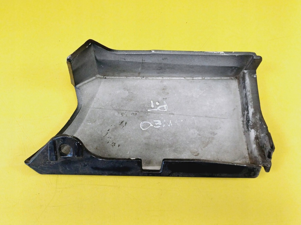 Молдинг pod фара правий задній mercedes vaneo w414 a4146940133 nr202 Київ