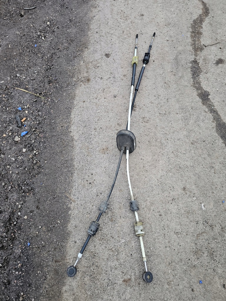 Купити Opel insignia a 2.0cdti троси перемикання передач механічна коробка передач