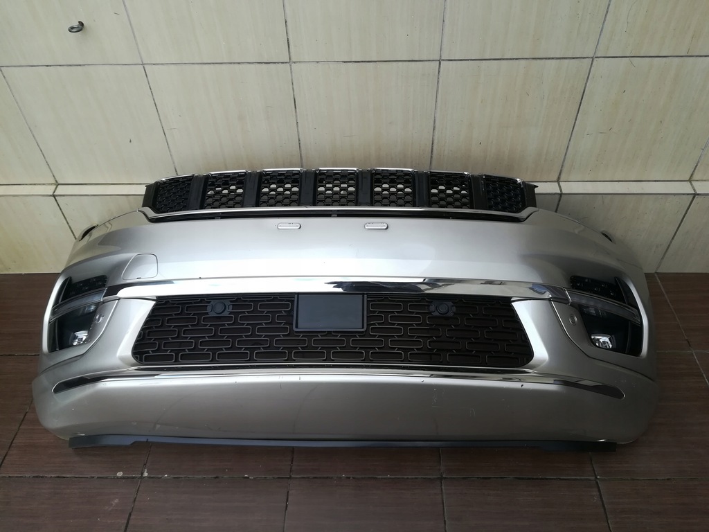 фото №1, Бампер передний перед jeep commander ii 21-24 оригинальный номер