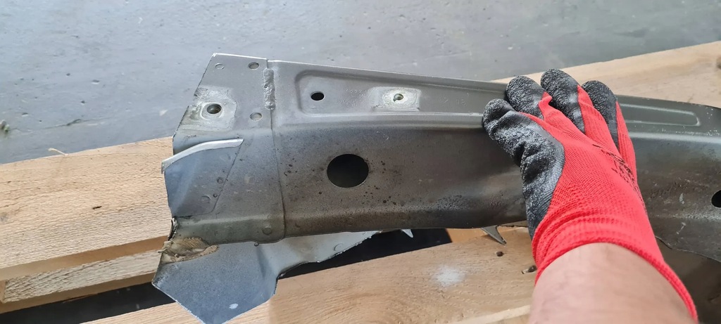 фото №8, Sq5 q5 80a лонжерон носик крыла правая правый перед lz7s