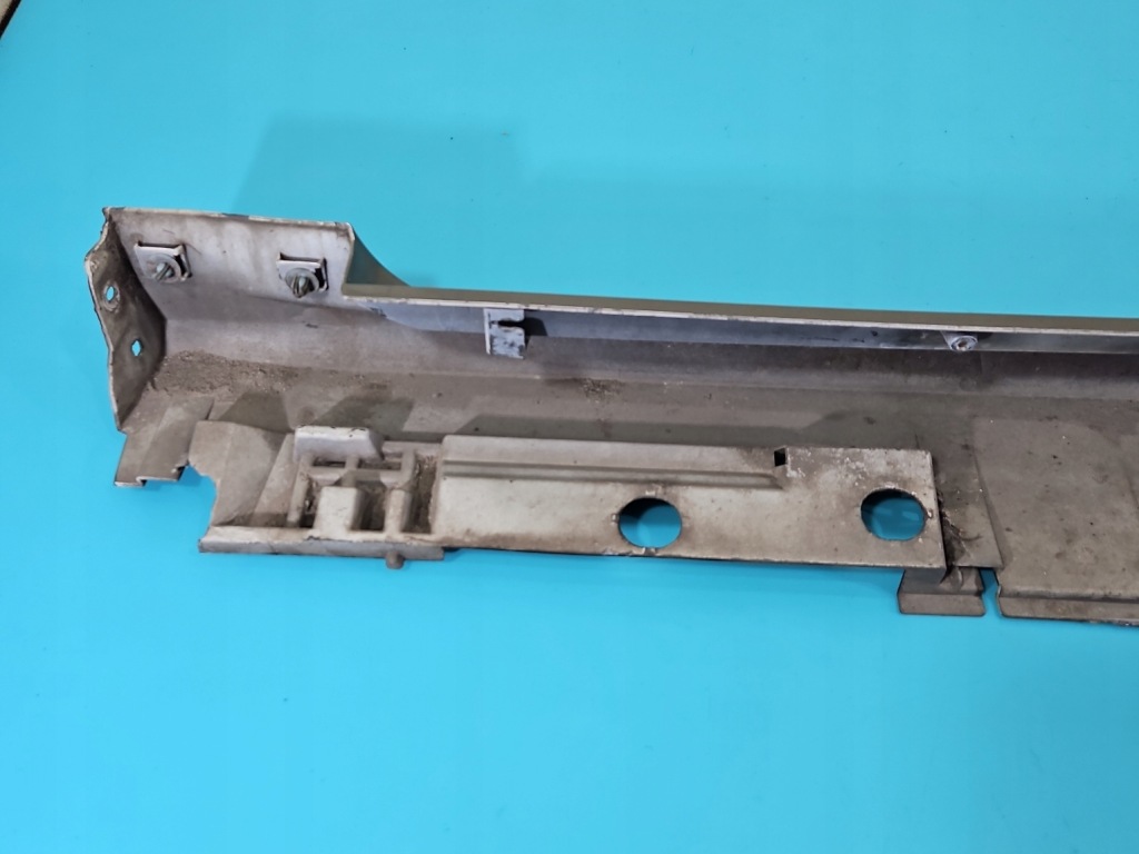 фото №13, Молдинг порог правая порог накладка toyota corolla e21 19- 75850-02230