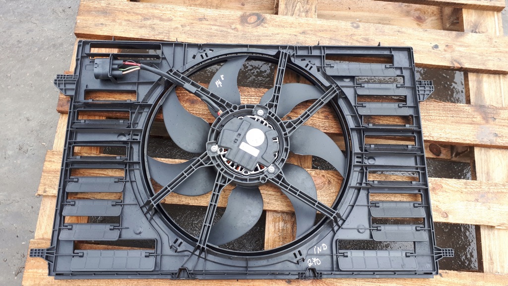 фото №1, A4 b9 lift вентилятор радиатора модуль a5 8w