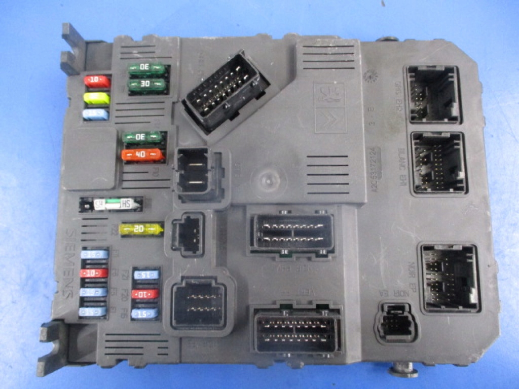 фото №9, Xsara picasso коробка предохранителей bsi 9657999780 +bsm 9650618480-00