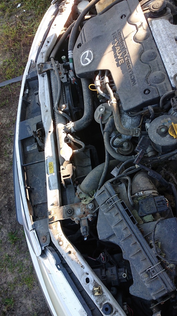 фото №10, Перед kompletny mazda 323f eu