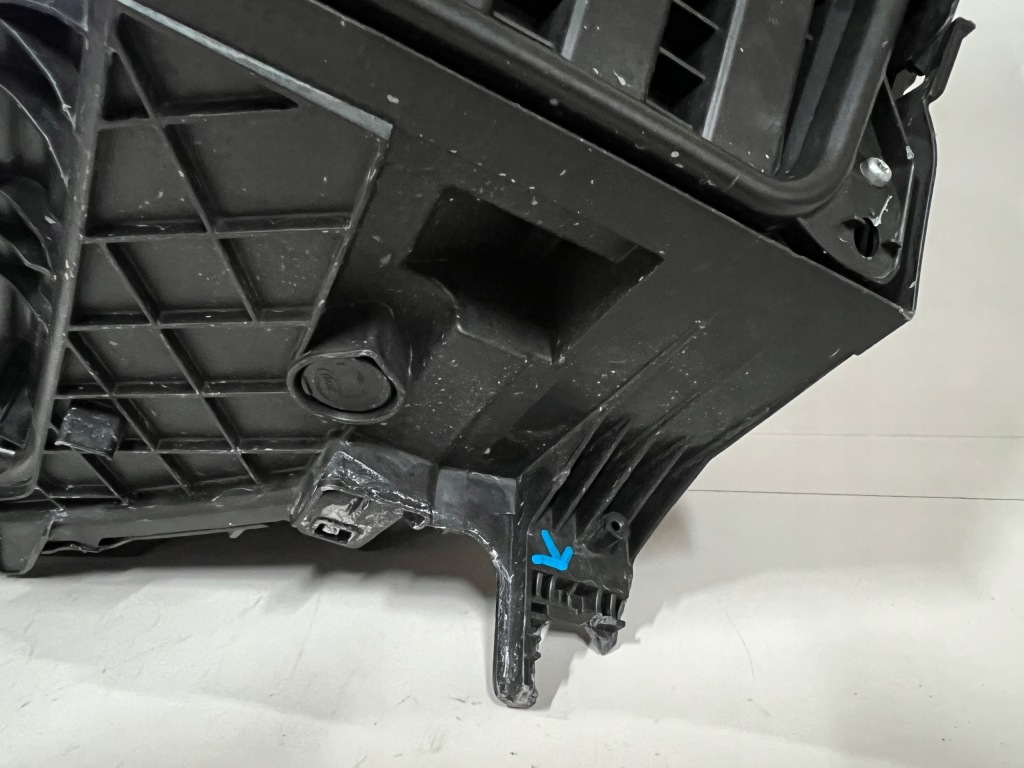 Фара передня правий audi q3 83a full led 83a941034 Ціна