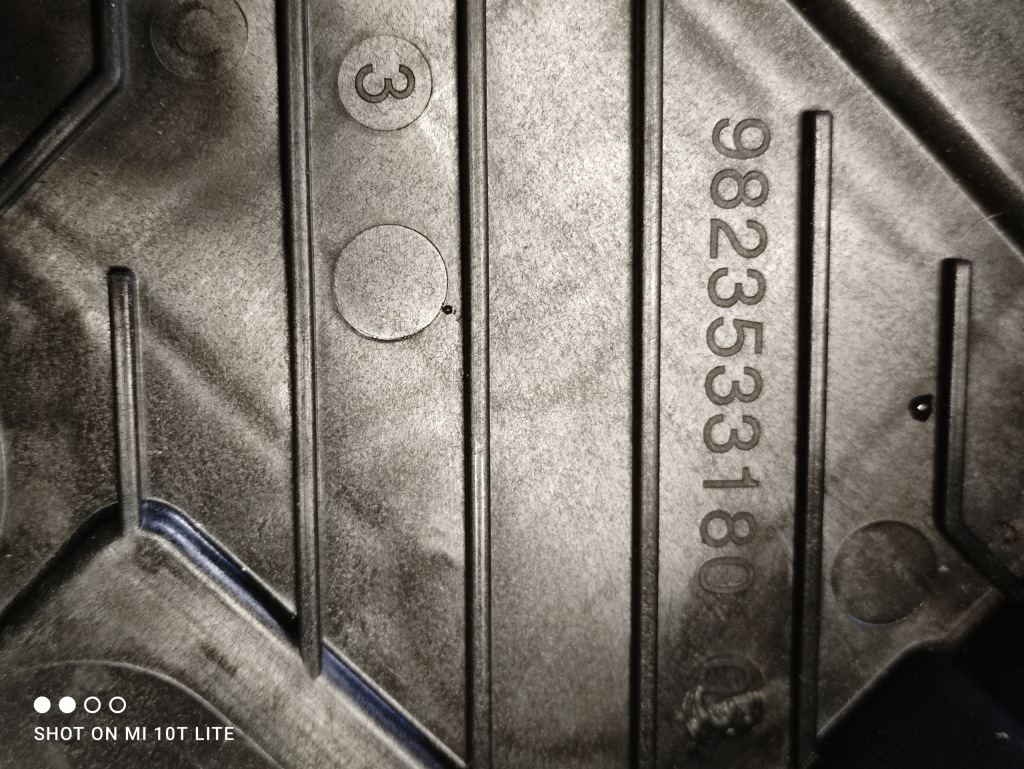 Основание аккумулятор opel corsa f 208 2008 2 2 c4 Оригинал