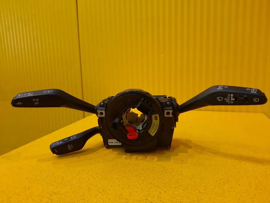 фото №1, Audi q5 перемикач комбінований 85e907129j