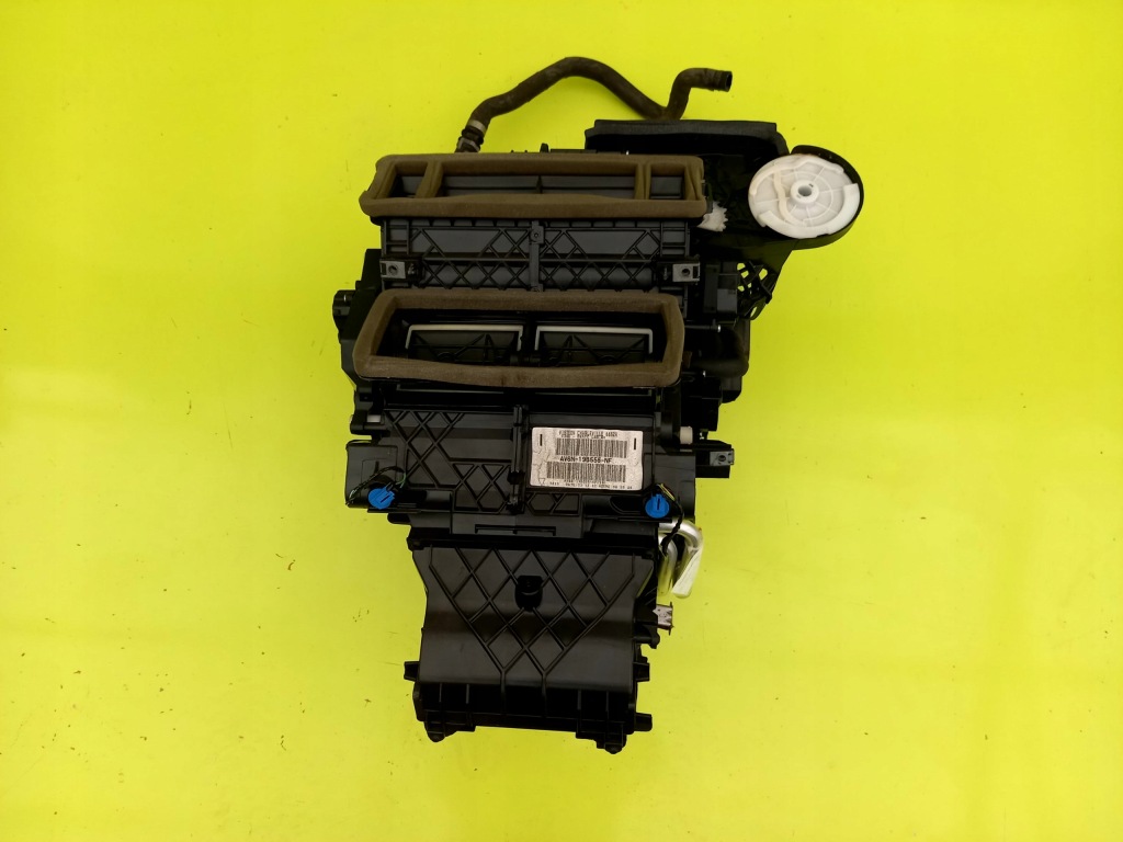 фото №1, Отопитель корпус климатроник c-max mk2 10r eur