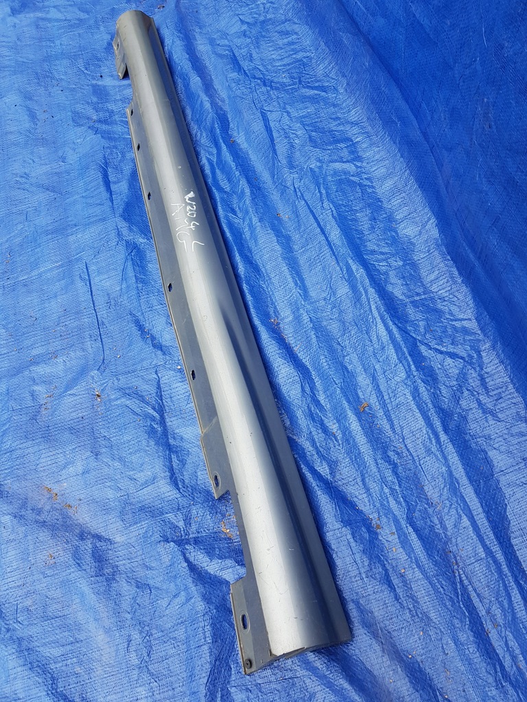 фото №1, Молдинг порог левая mercedes w204 amg sedan kombi