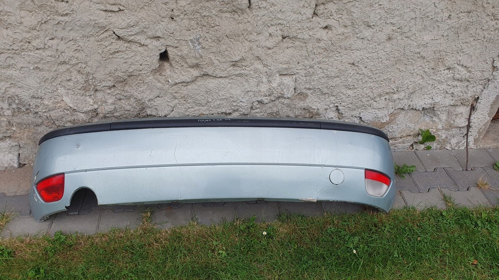 фото №1, Ford focus mk1 hb 5 дверь - бампер задняя - u2