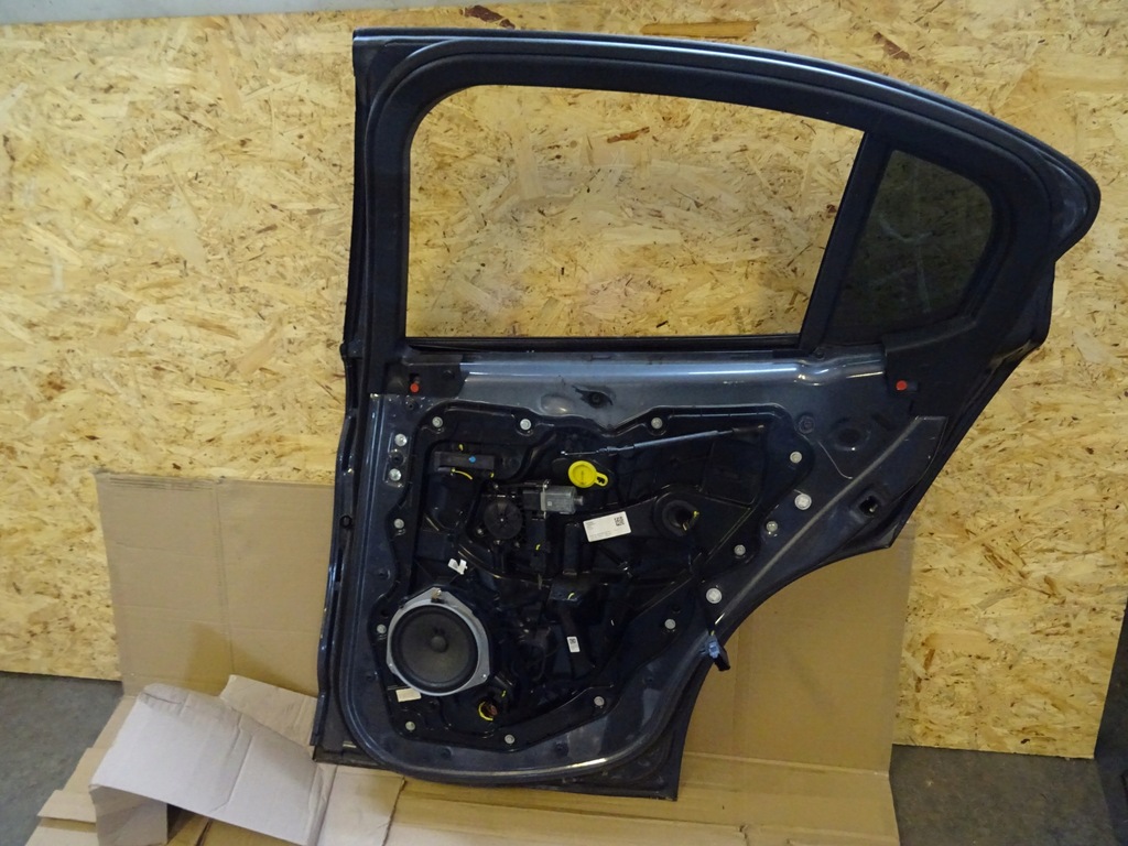 фото №2, Alfa romeo stelvio дверь правый правое задняя задние