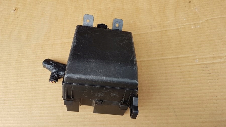 фото №1, Корпус запобіжників kia sportage iii 2,0i