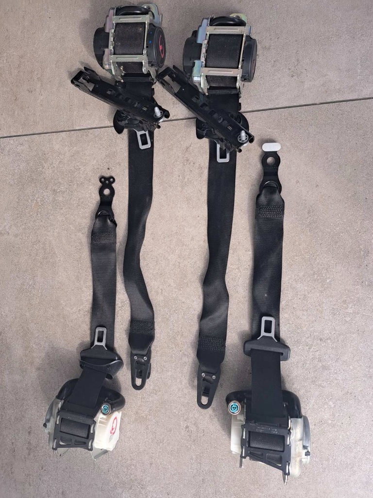 фото №1, W 205 ремені безпеки a2058600185