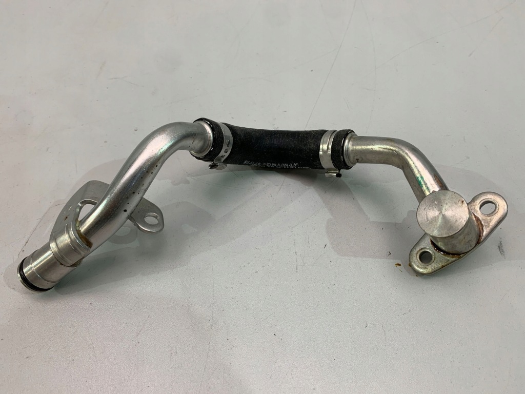 Купити Mercedes cla w118 шланг трубка масляна turbo 970380157