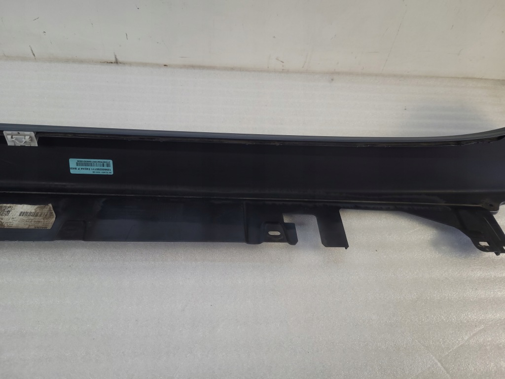 фото №10, Молдинг поріг права bmw 1 f40 2 gran coupe f44