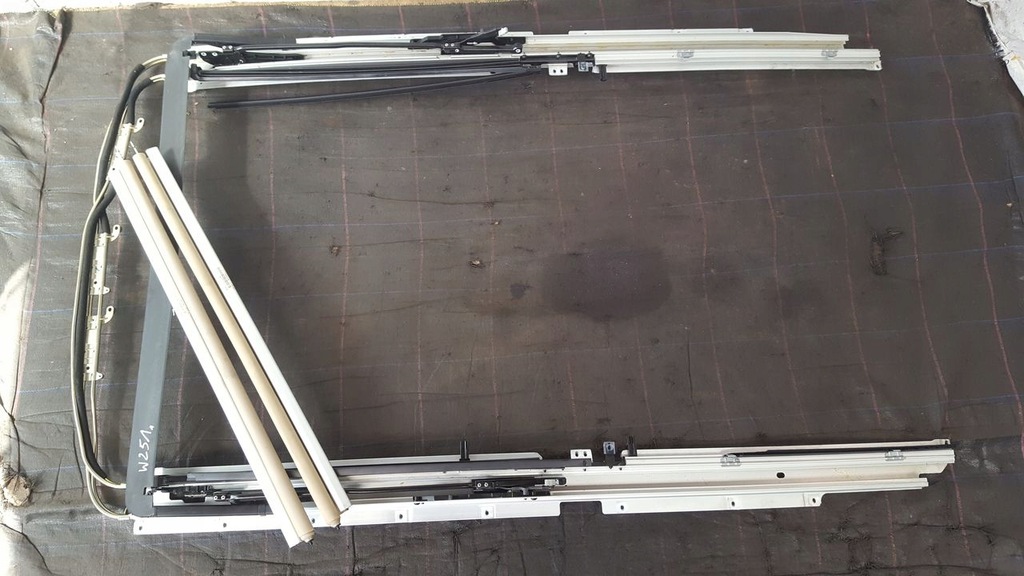 фото №7, Люк mercedes w251 3,0 cdi