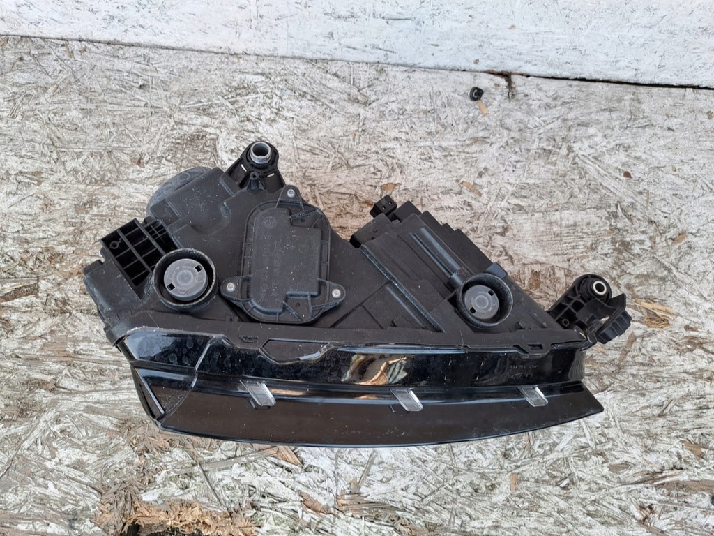 фото №5, Skoda scala 657941015 лампа левая pół led