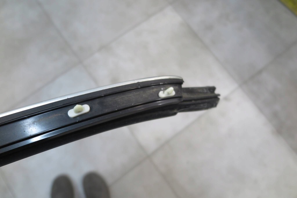 Молдинг кровельная крыша правая mercedes benz clk w209 рестайлинг Недорого