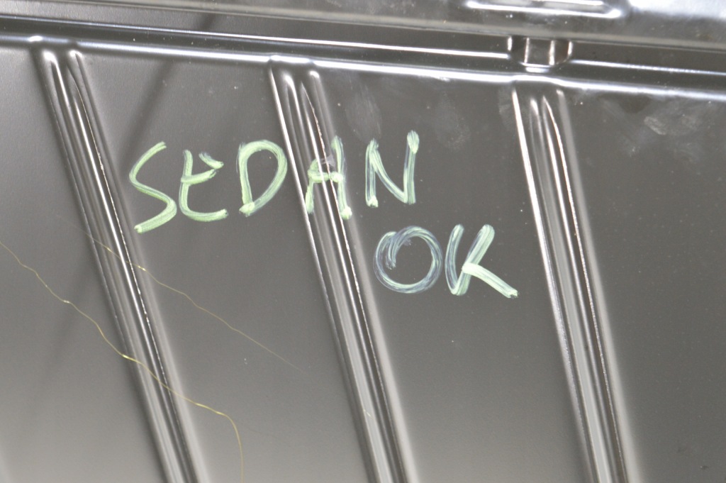 Люк металлический sedan mercedes w140 s klasa исправный 1407801629 в Украине