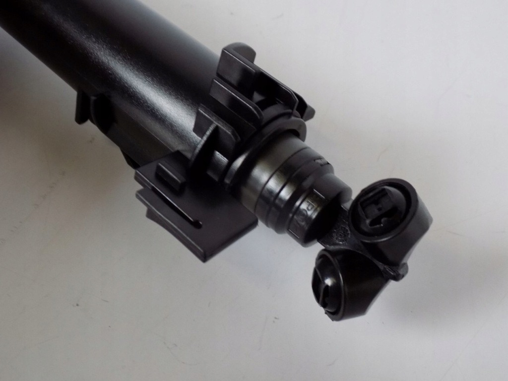 фото №5, Audi a4 b8 омыватель фара r - 4278