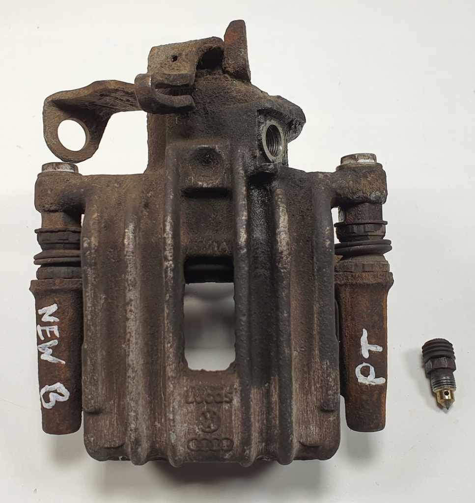 фото №1, Суппорт тормозной правый задняя vw new beetle 1c