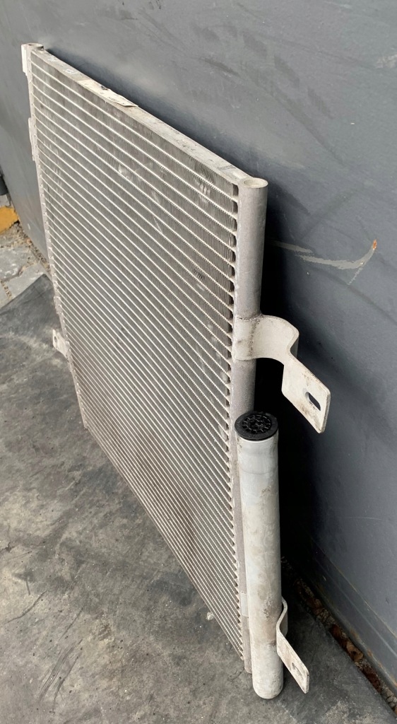 фото №4, Радиатор кондиционера atego ii 2 1526 1224 axor