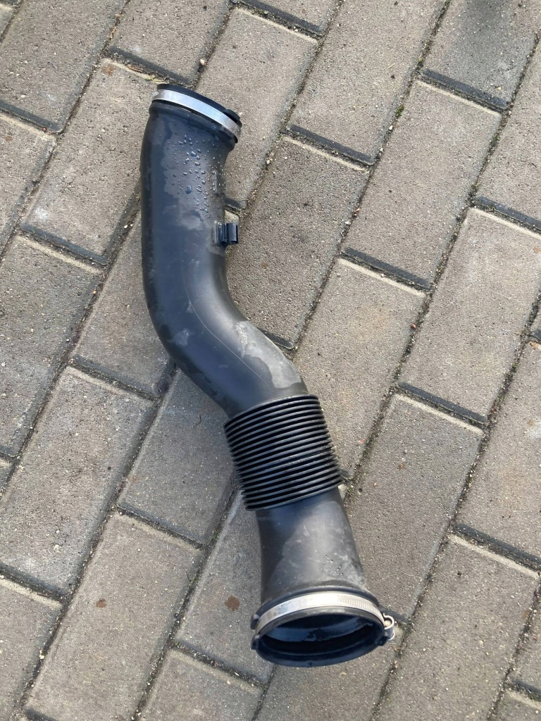 фото №2, Audi a8 d4 труба воздухозаборник воздуха 4h0129615d