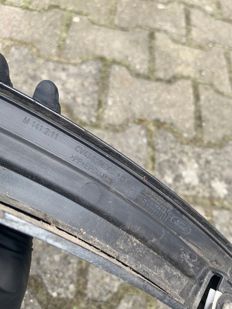 фото №9, Ford kuga mk2 lift молдинг накладка крыла правый задняя cv4js286d02adw