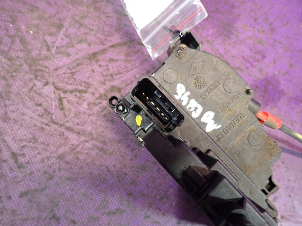 фото №5, Renault kangoo ii 07-13 замок перед правий 8200497579d 6 pin