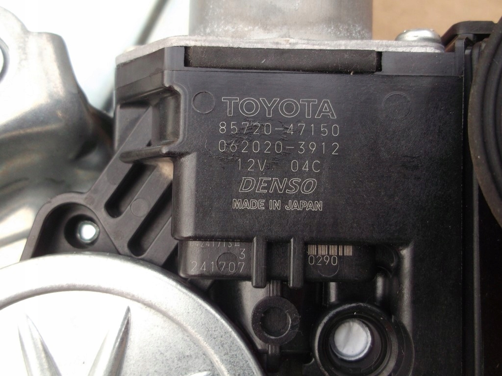 фото №4, Toyota prius iv 15- підйомник скло задня