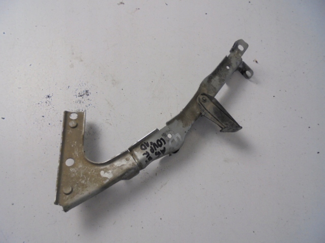 фото №1, Кронштейн крила lewego audi a5 8t coupe 10r