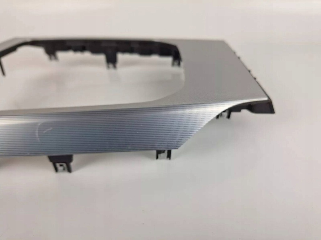 фото №10, Bmw i4 2023 рамка тяга переключения передач