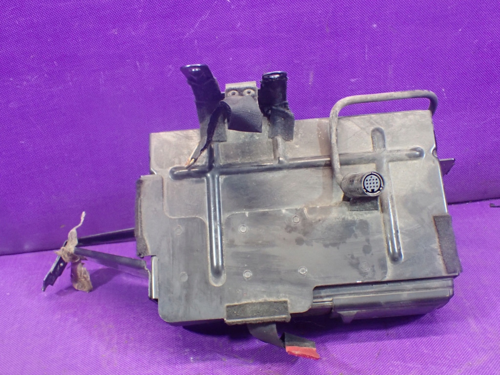 фото №1, Audi a6 c5 97-01 чейнджер cd 4b5035115b