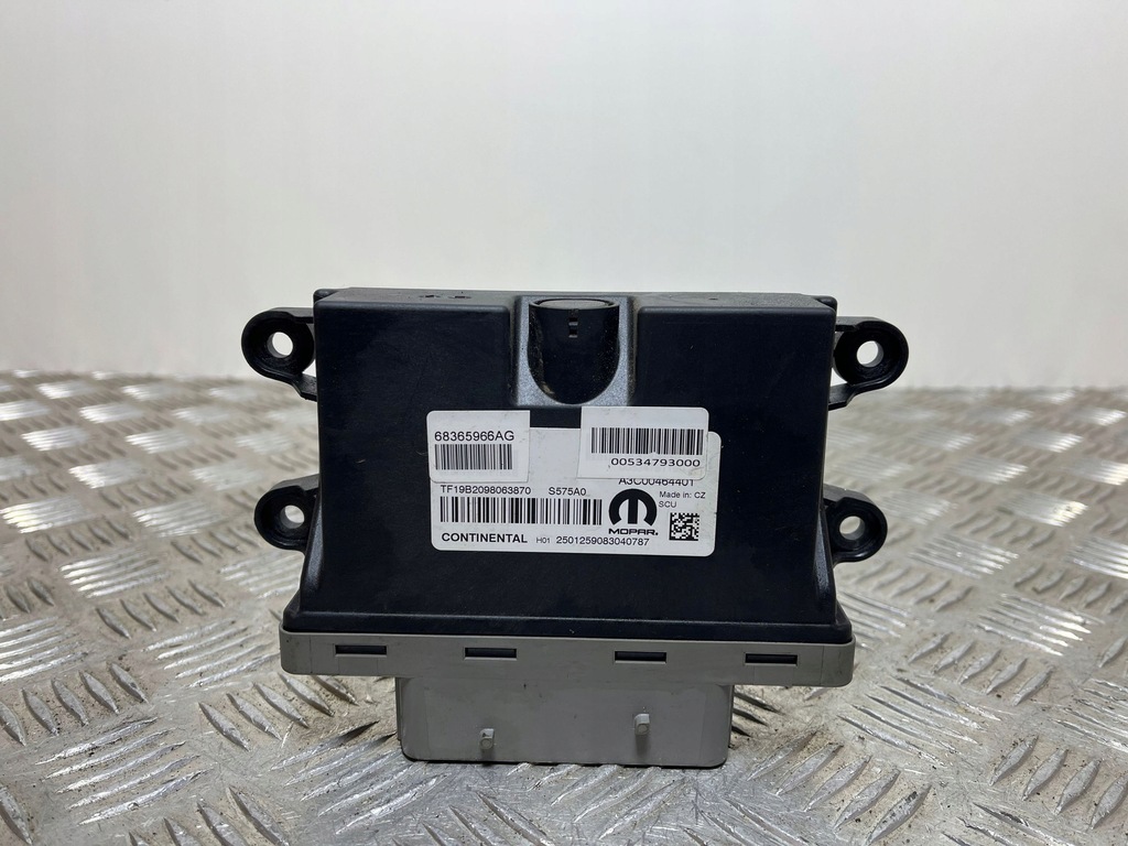 фото №1, 2019 jeep cherokee блоки управления 68365966ag