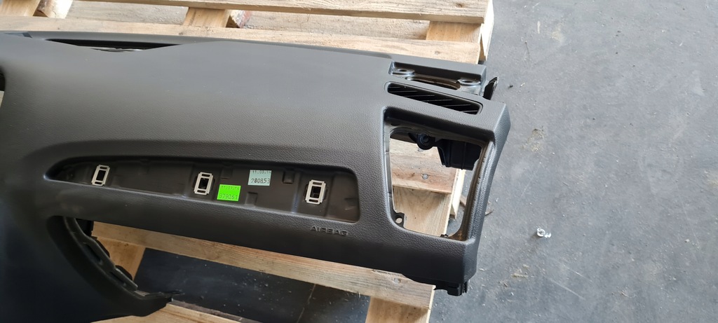 фото №11, Sq5 8r q5 lift консоль приборная панель приборная кожа 8r1857041g