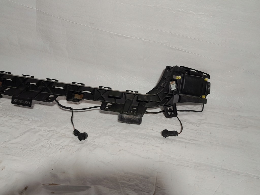 фото №8, Audi a3 s3 8v направляющая бампера задняя датчики ассистент поперечина