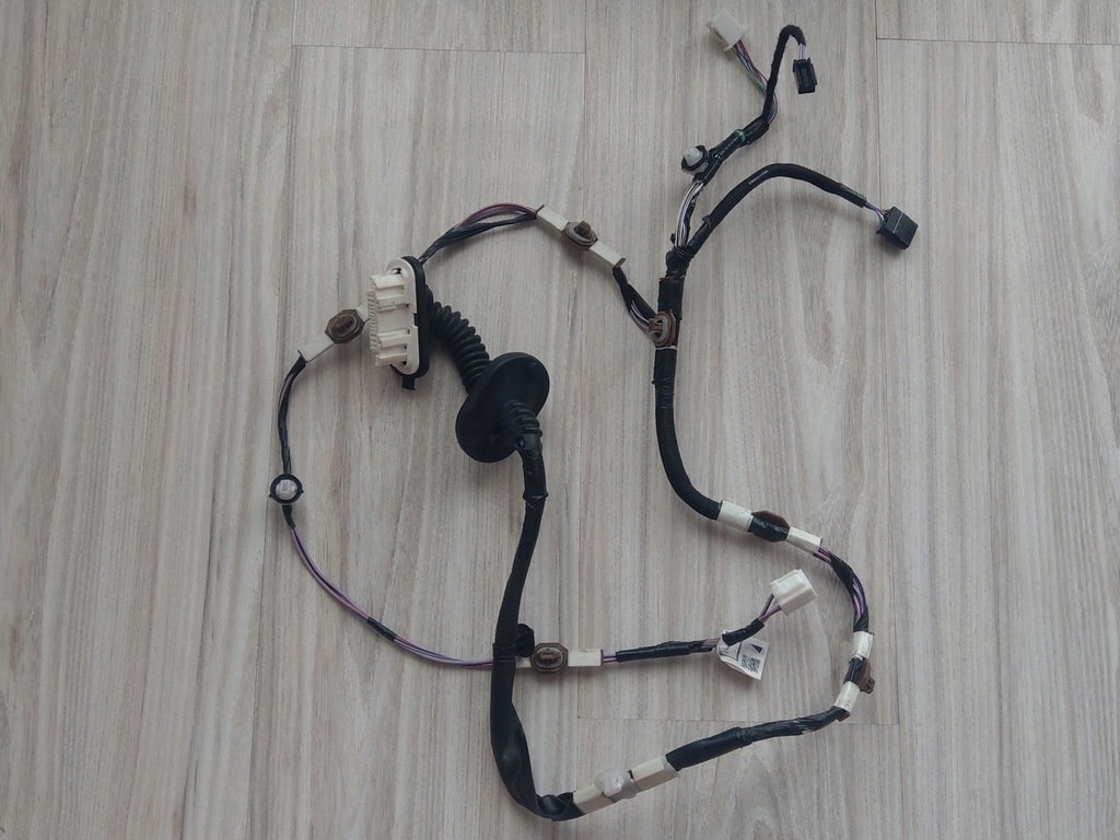 фото №1, Жгут дверь правый задняя toyota corolla e21 sedan