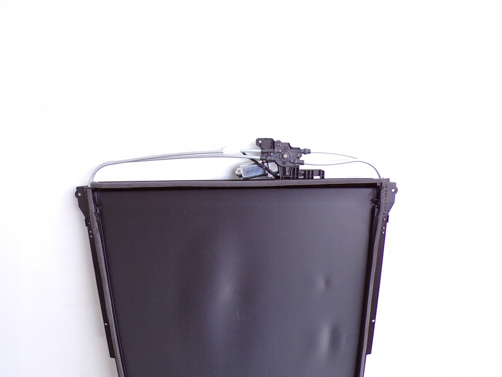 фото №2, Шторка люк volvo v40 ii r design