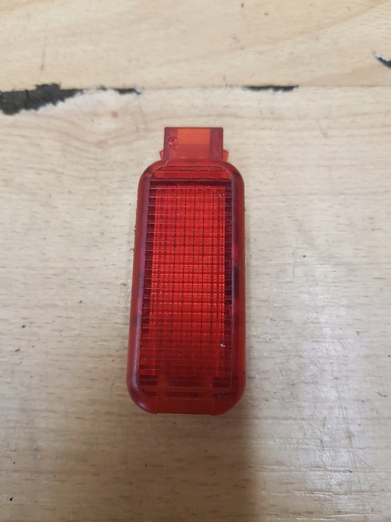 фото №12, Лампа обшивка дверь audi a6 c5