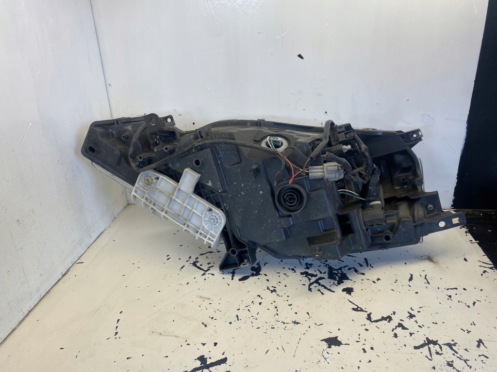 фото №9, Nissan leaf i лампа правий перед 26010 3nl0b